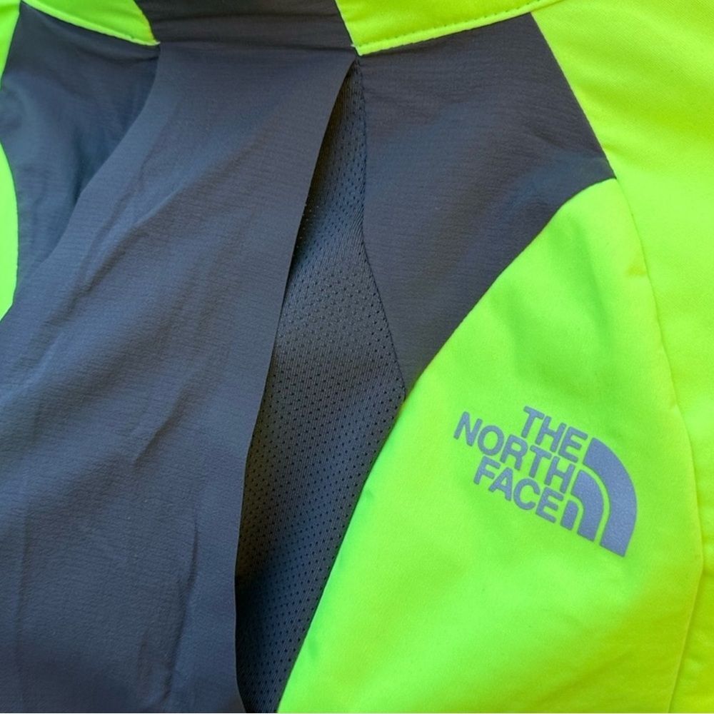 The North Face Women's High-Vis Lime Green and Black Windbreaker Jacket - Picture 7 of 14